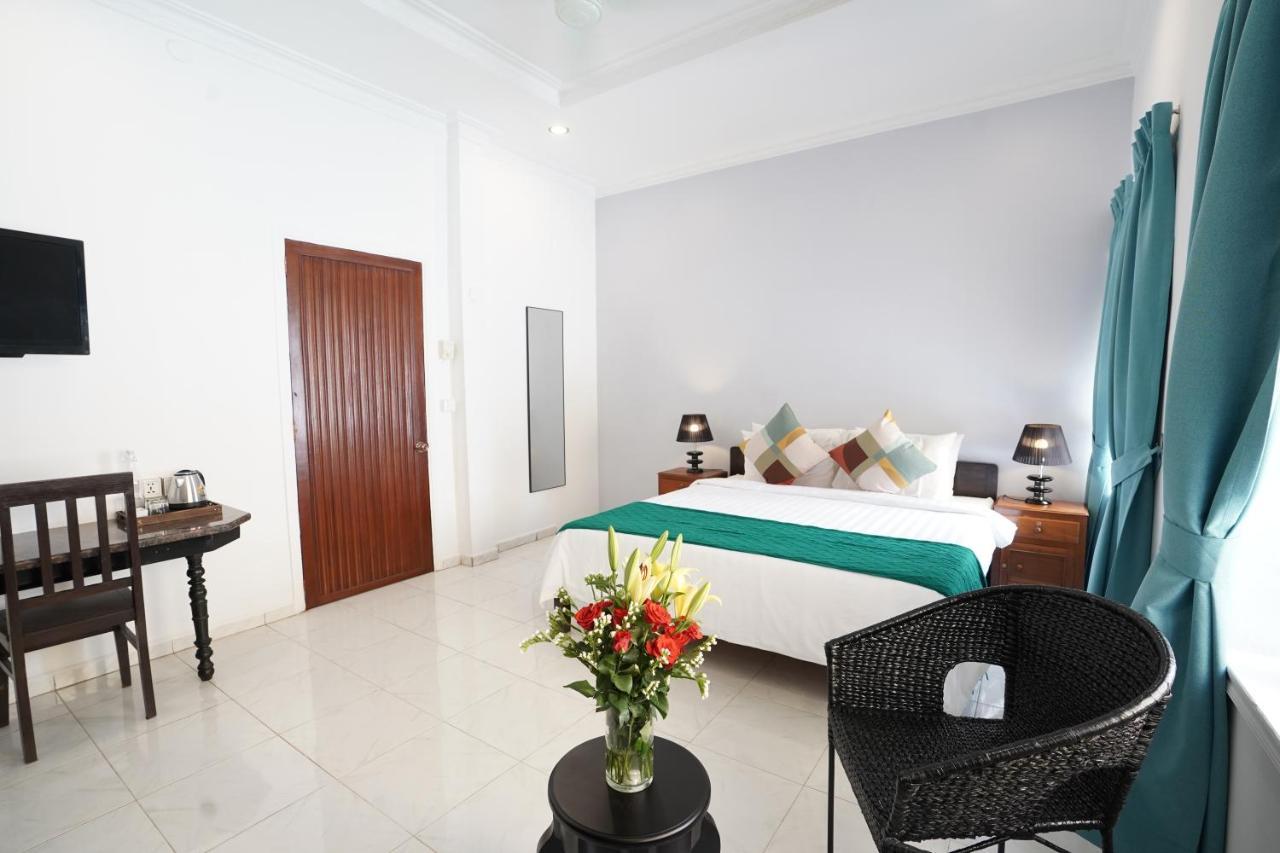 Hotel Birdcage Boutique Phnom Penh Esterno foto