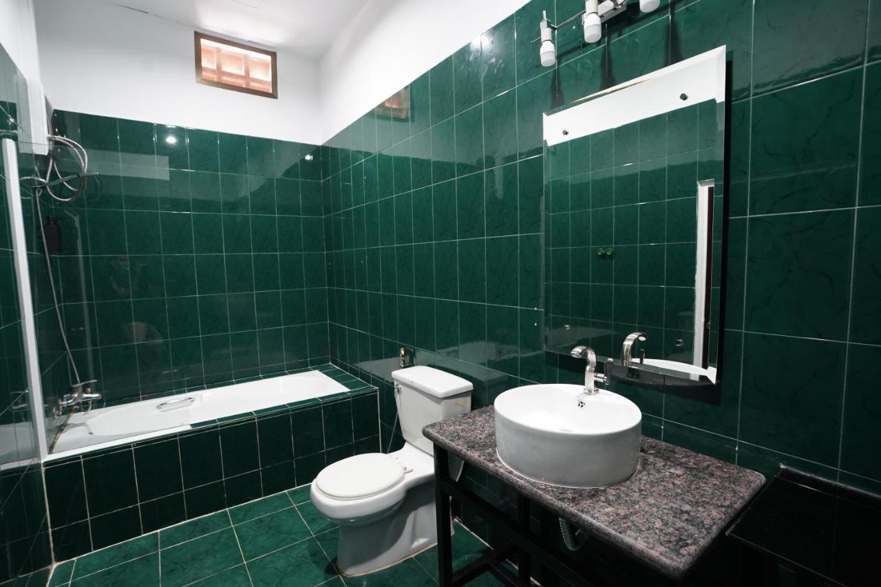 Hotel Birdcage Boutique Phnom Penh Esterno foto