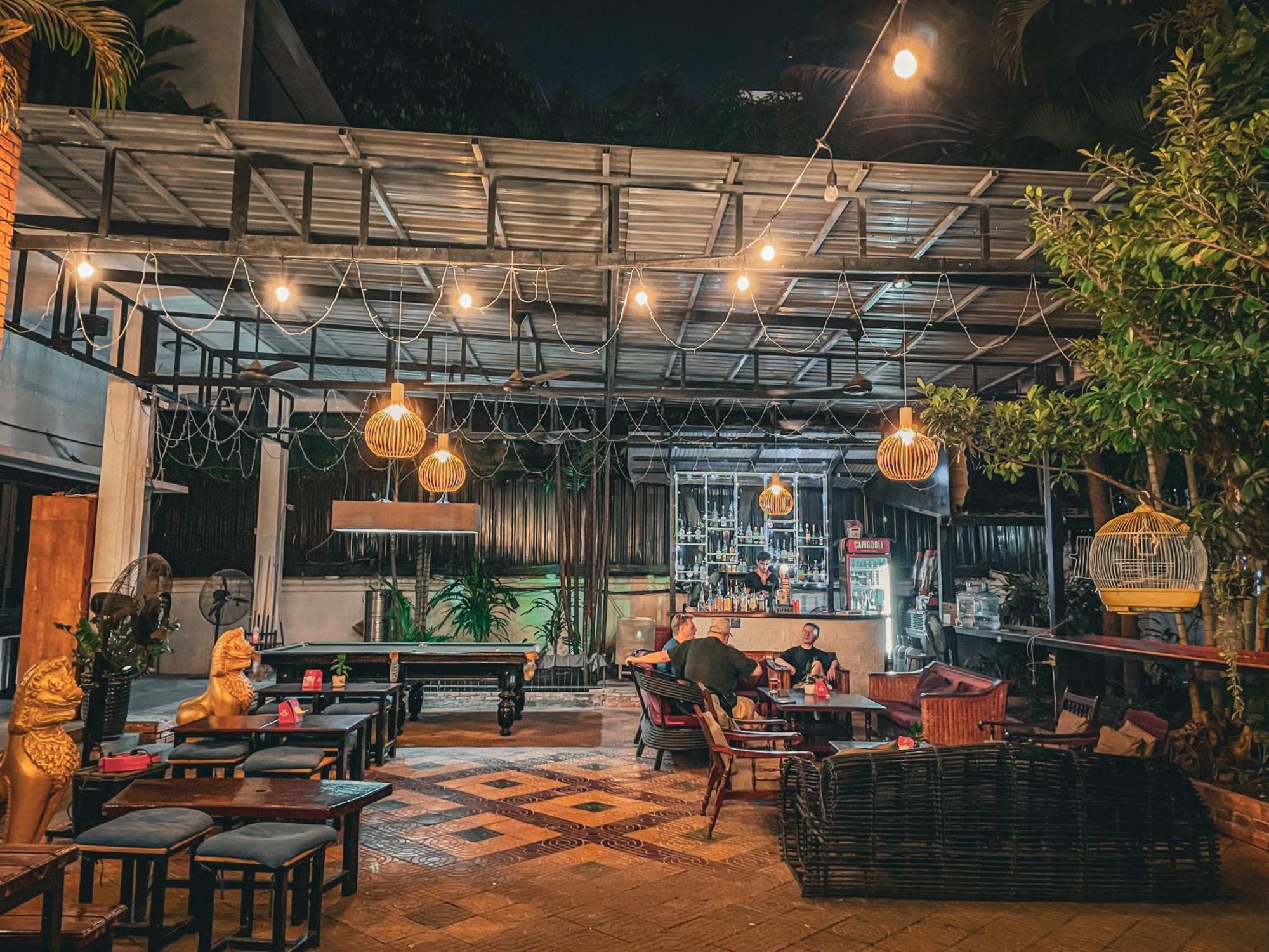 Hotel Birdcage Boutique Phnom Penh Esterno foto