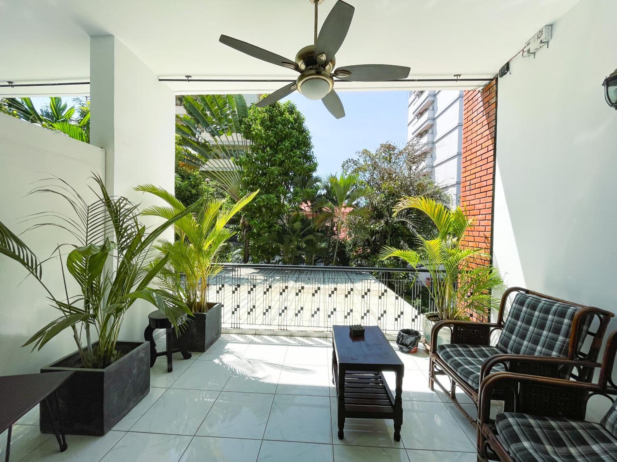 Hotel Birdcage Boutique Phnom Penh Esterno foto