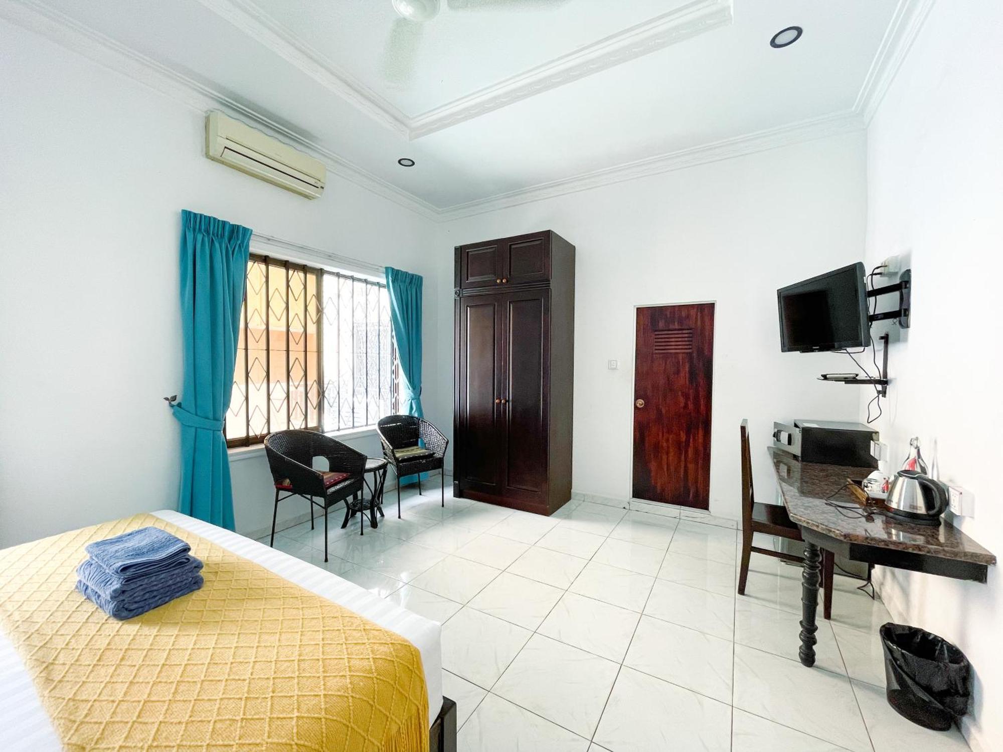 Hotel Birdcage Boutique Phnom Penh Esterno foto