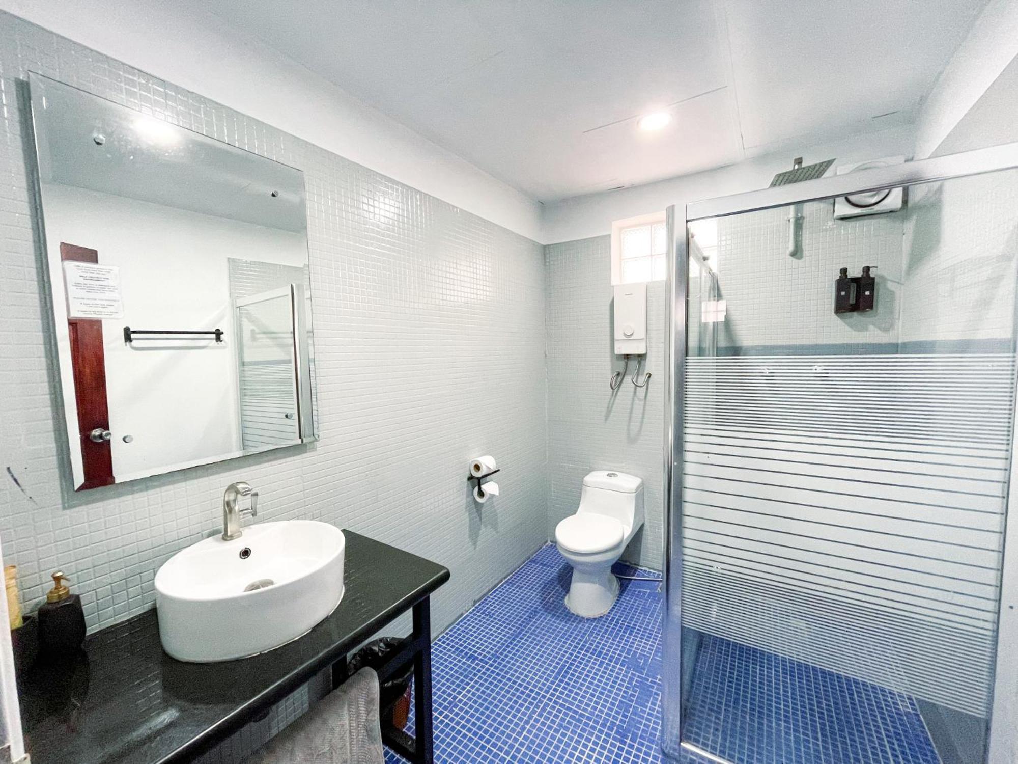 Hotel Birdcage Boutique Phnom Penh Esterno foto