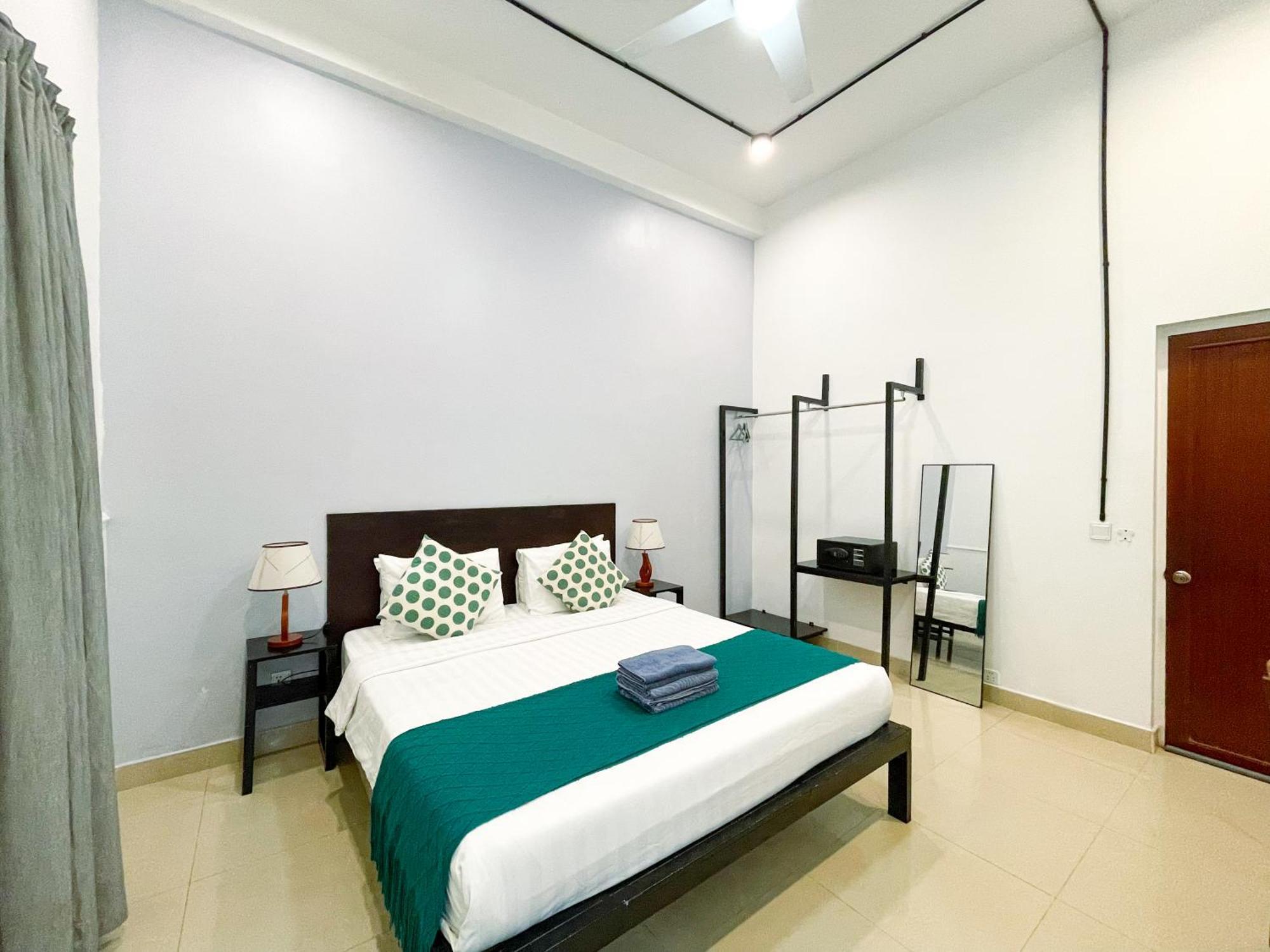 Hotel Birdcage Boutique Phnom Penh Esterno foto