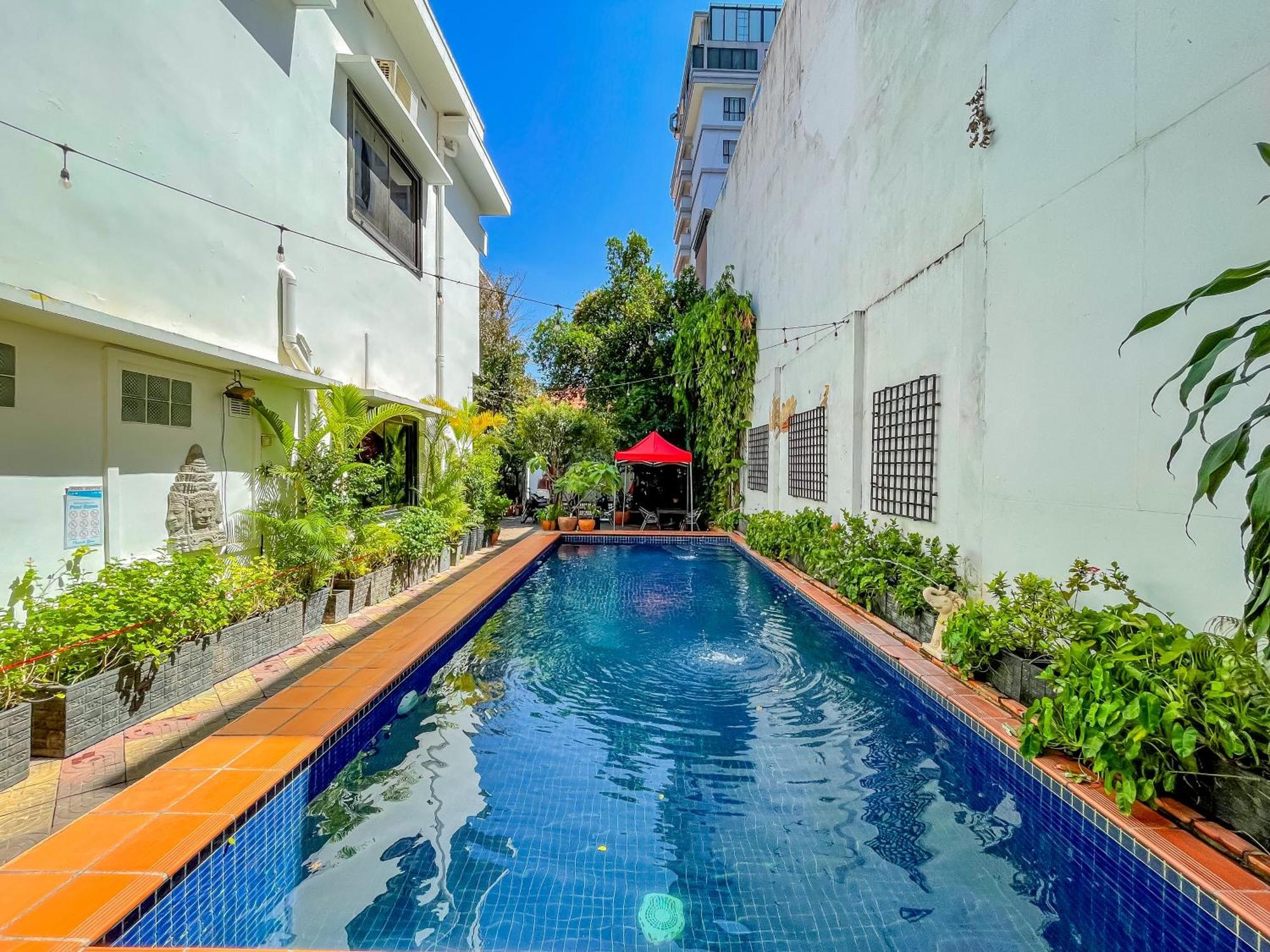 Hotel Birdcage Boutique Phnom Penh Esterno foto