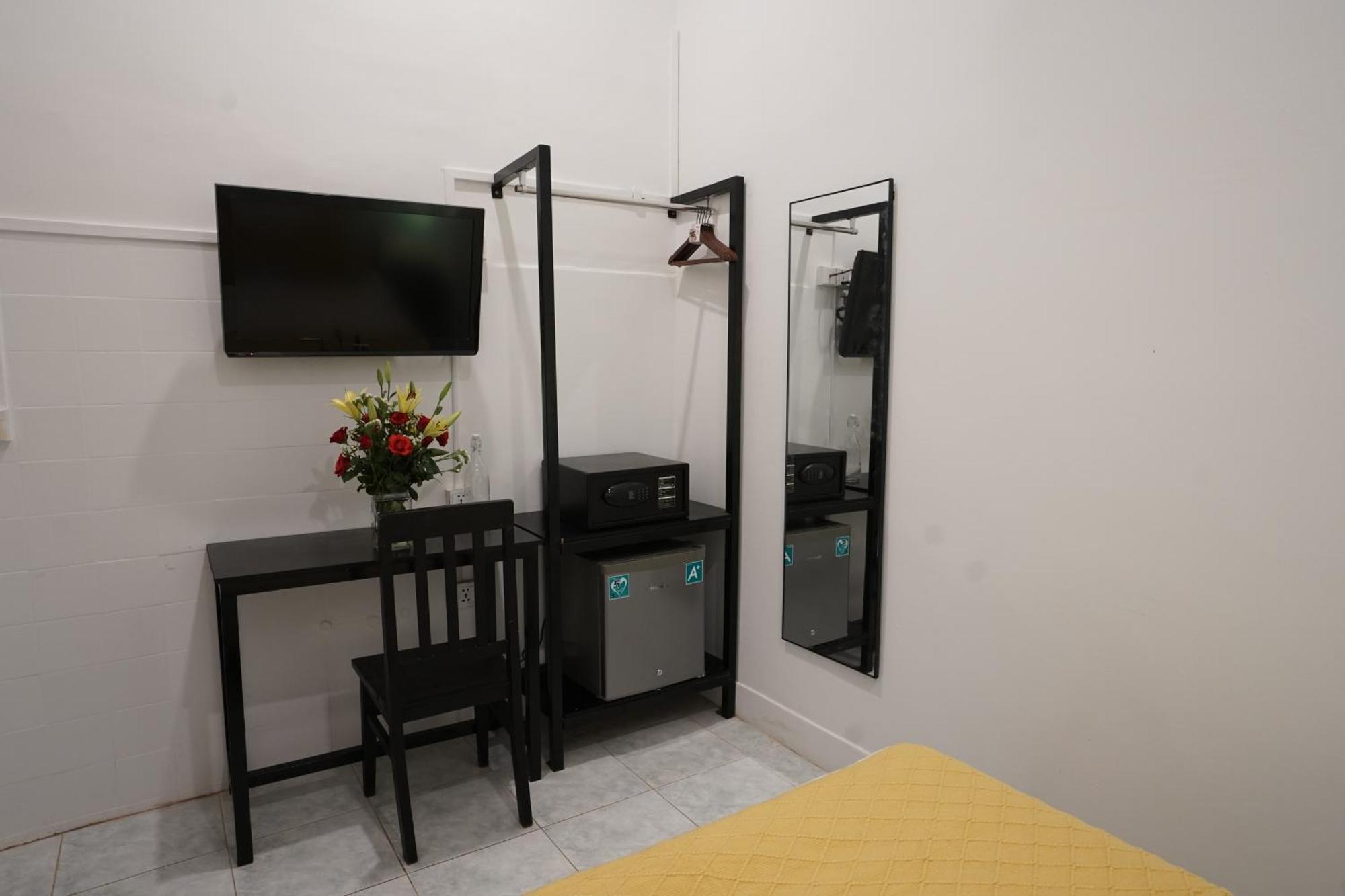 Hotel Birdcage Boutique Phnom Penh Esterno foto